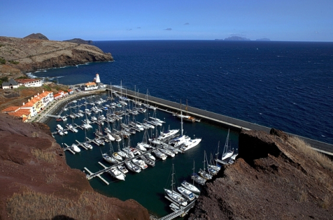 Marina Quinta do Lorde met op de achtergrond Porto Santo